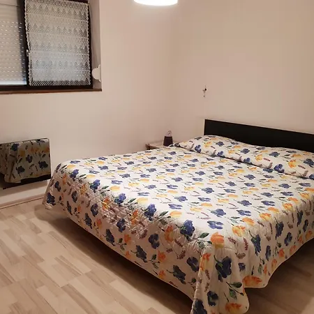 Apartment Enzo F2 *